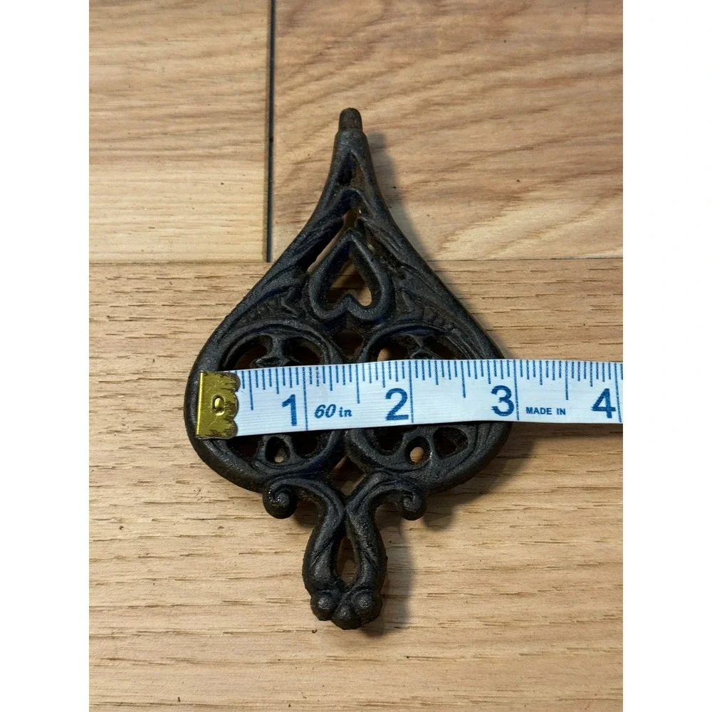 Wilton Trivet Small Black Cast Iron Footed Spade Heart Scrollwork cottagecore